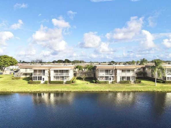 283 Saxony F 283, Delray Beach FL 33446