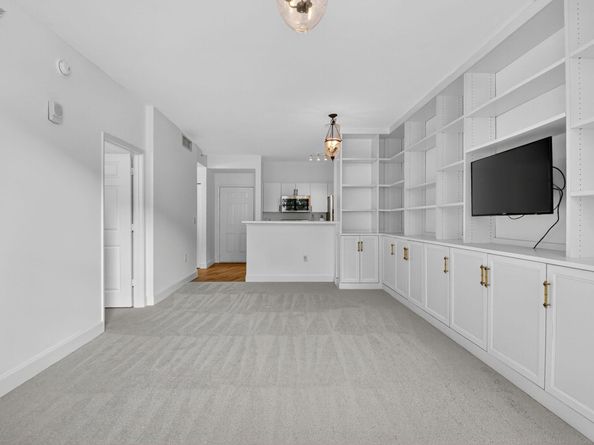 630 S Sapodilla Avenue 121, West Palm Beach FL 33401