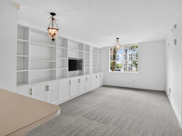 630 S Sapodilla Avenue 121, West Palm Beach FL 33401