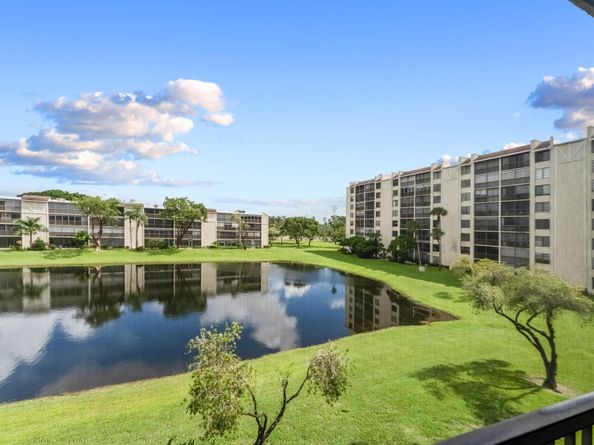 14360 Strathmore Lane 307, Delray Beach FL 33446