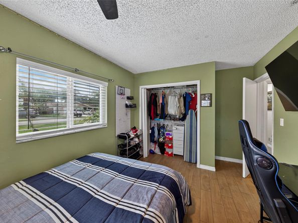 6847 NW 27TH Way, Fort Lauderdale FL 33309