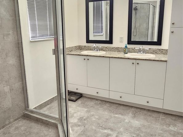 1765 NW 124th Pl 1765, Pembroke Pines FL 33028