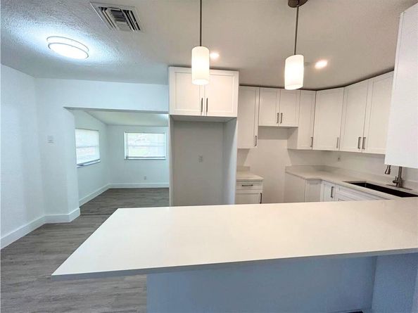 5950 NW 42nd Ave, North Lauderdale FL 33319