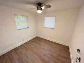5950 NW 42nd Ave, North Lauderdale FL 33319