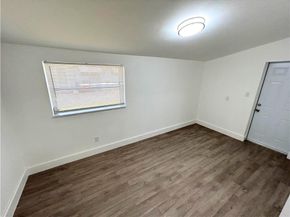 5950 NW 42nd Ave, North Lauderdale FL 33319