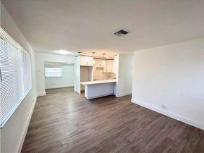 5950 NW 42nd Ave, North Lauderdale FL 33319