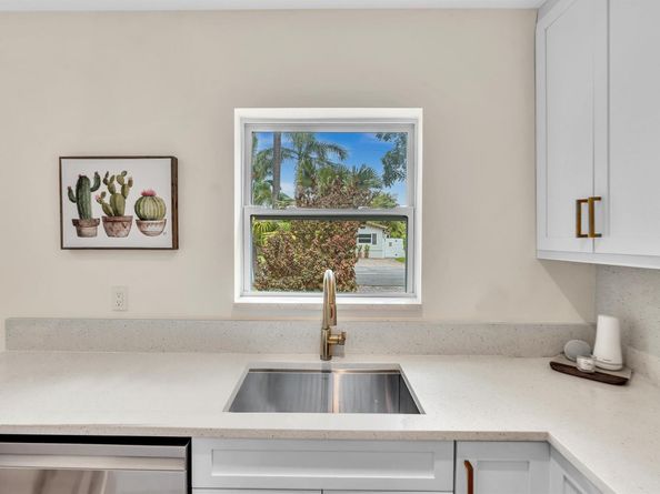 1406 NE 16TH Ter, Fort Lauderdale FL 33304