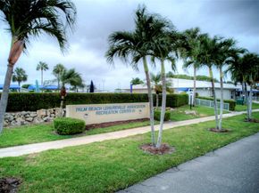 1904 SW 19th St, Boynton Beach FL 33426