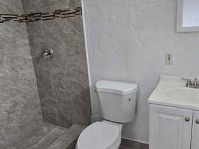 2917 NW 2nd St, Pompano Beach FL 33069
