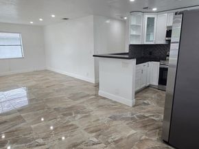 2917 NW 2nd St, Pompano Beach FL 33069