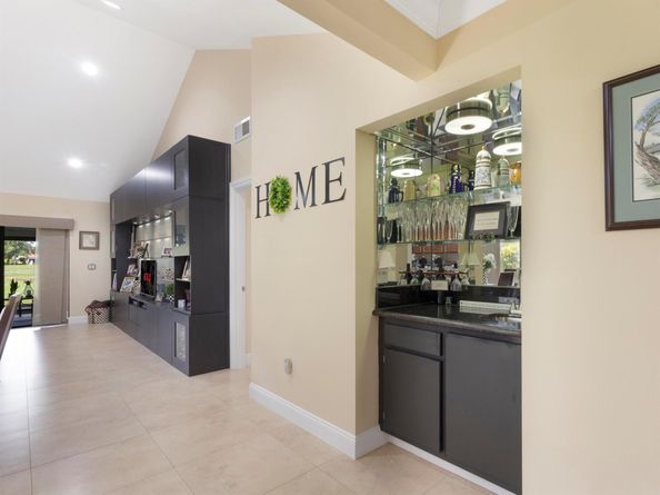 9306 Vista Del Lago A, Boca Raton FL 33428