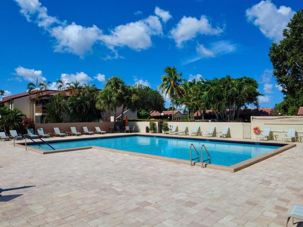 9306 Vista Del Lago A, Boca Raton FL 33428