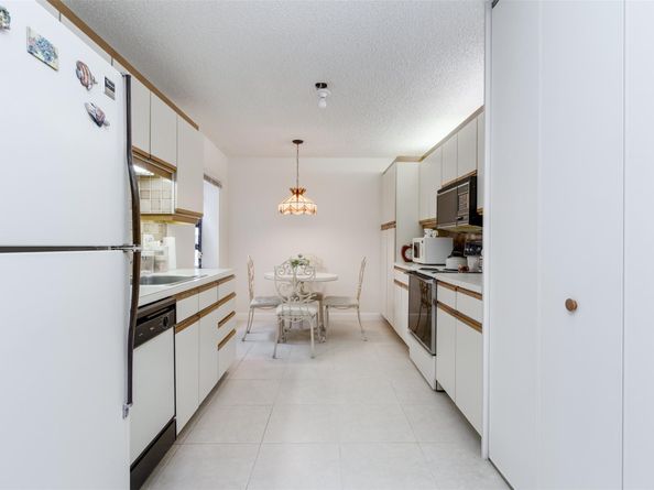 4915 Calamondin Cir, Coconut Creek FL 33063