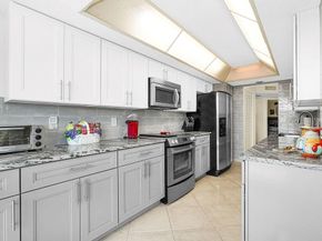 1201 River Reach Dr 410, Fort Lauderdale FL 33315