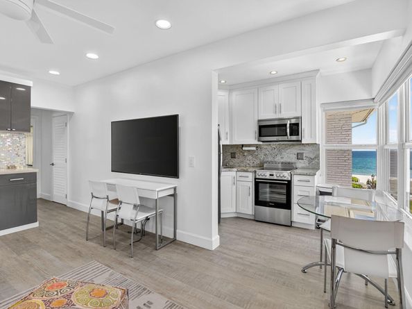 1187 Hillsboro Mile 12e, Hillsboro Beach FL 33062