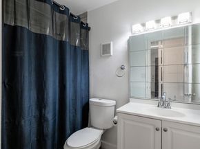 17 Mayfair Lane, Boynton Beach FL 33426