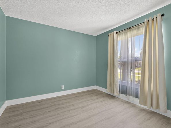 1274 Mc Dermott Lane, Royal Palm Beach FL 33411