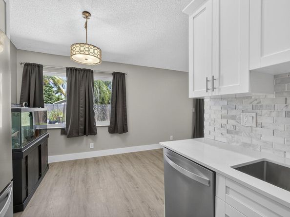 1274 Mc Dermott Lane, Royal Palm Beach FL 33411