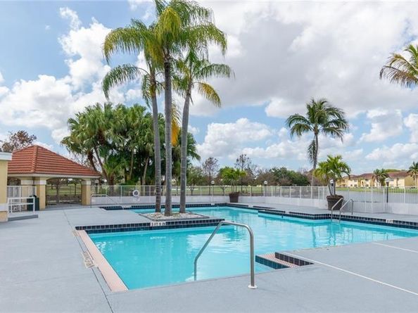 12540 Vista Isles Dr 1127, Plantation FL 33325
