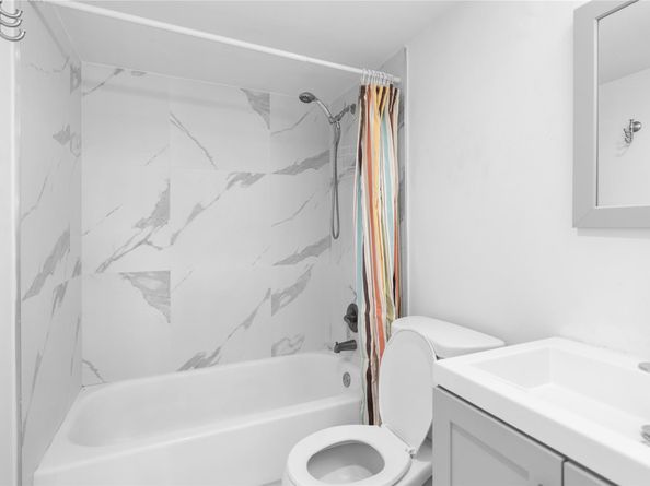 4164 Inverrary Dr 412, Lauderhill FL 33319
