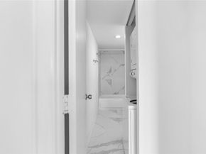 4164 Inverrary Dr 412, Lauderhill FL 33319