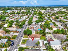 820 Selkirk Street, West Palm Beach FL 33405