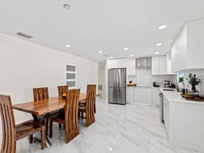 820 Selkirk Street, West Palm Beach FL 33405