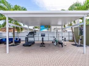 820 Selkirk Street, West Palm Beach FL 33405