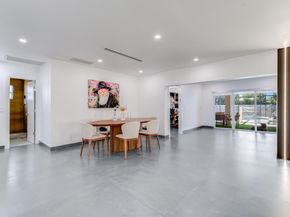 5300 Garfield St, Hollywood FL 33021