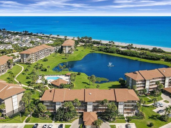 101 S Seas 204 Drive 204, Jupiter FL 33477