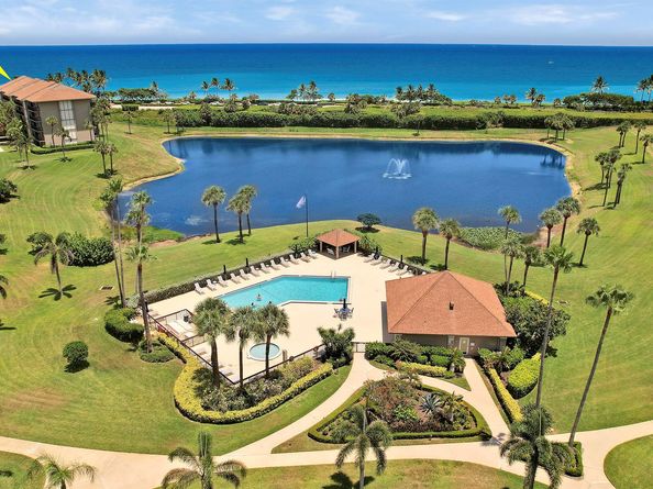 101 S Seas 204 Drive 204, Jupiter FL 33477