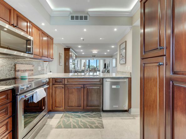 101 S Seas 204 Drive 204, Jupiter FL 33477