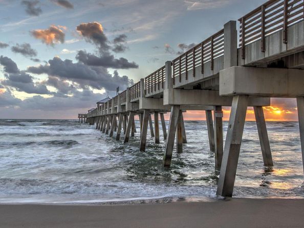 101 S Seas 204 Drive 204, Jupiter FL 33477