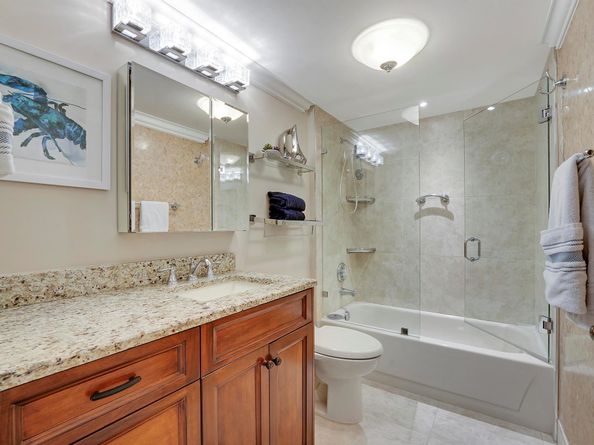 101 S Seas 204 Drive 204, Jupiter FL 33477