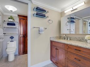 101 S Seas 204 Drive 204, Jupiter FL 33477