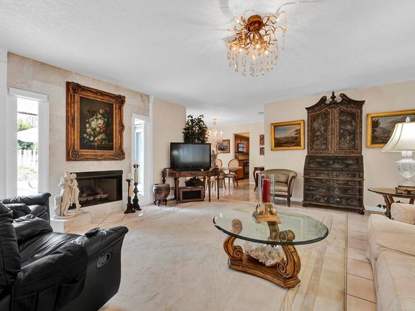 5611 NE 16th Ave, Fort Lauderdale FL 33334