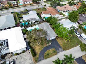5611 NE 16th Ave, Fort Lauderdale FL 33334