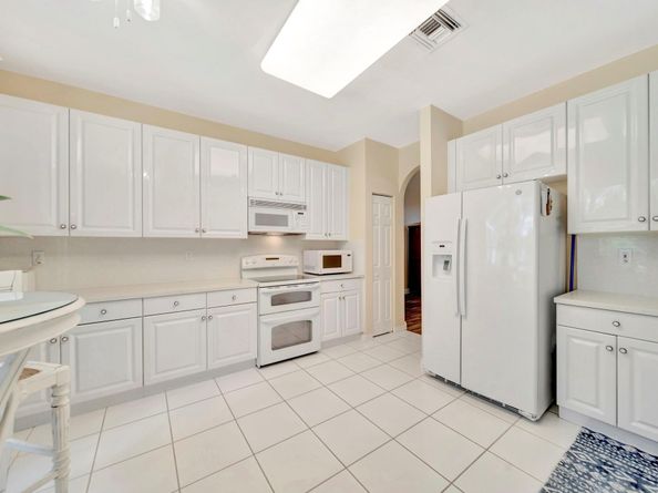 16412 Diamond Pl, Weston FL 33331