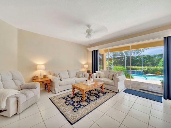16412 Diamond Pl, Weston FL 33331