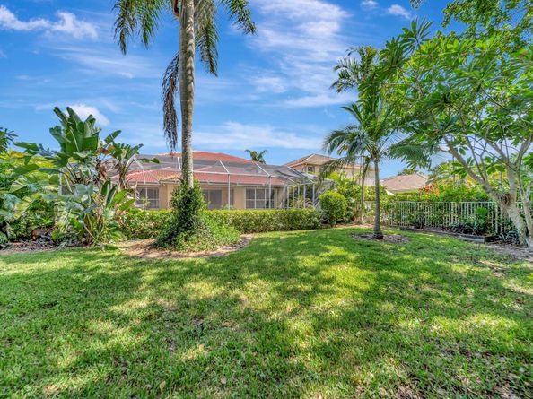 16412 Diamond Pl, Weston FL 33331