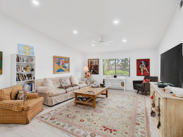 6248 Kings Gate Circle, Delray Beach FL 33484