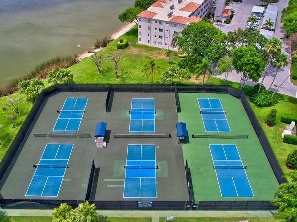 6248 Kings Gate Circle, Delray Beach FL 33484