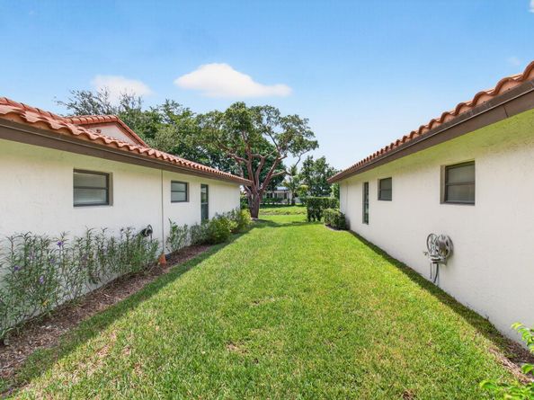 6248 Kings Gate Circle, Delray Beach FL 33484