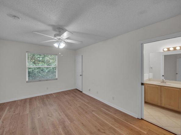 143 Wooden Mill Terrace, Jupiter FL 33458