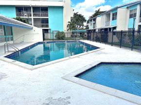2017 NW 46th Ave 409A, Lauderhill FL 33313