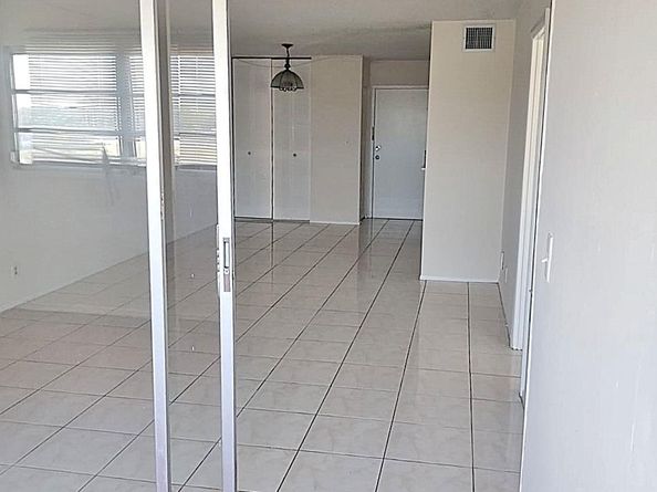 2017 NW 46th Ave 409A, Lauderhill FL 33313