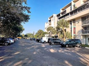 2017 NW 46th Ave 409A, Lauderhill FL 33313