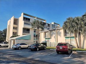 2017 NW 46th Ave 409A, Lauderhill FL 33313