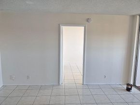 2017 NW 46th Ave 409A, Lauderhill FL 33313