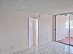 2017 NW 46th Ave 409A, Lauderhill FL 33313